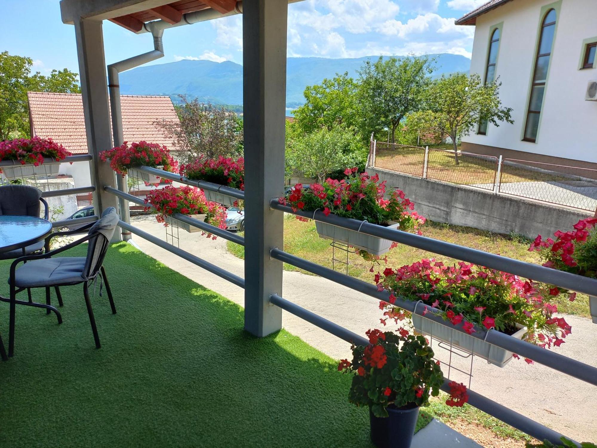Apartman Konak Prozor المظهر الخارجي الصورة